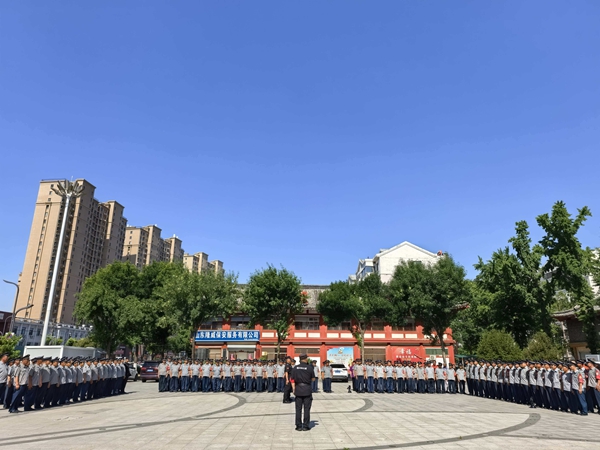 山东保安服务如何实现专业与温情兼得？